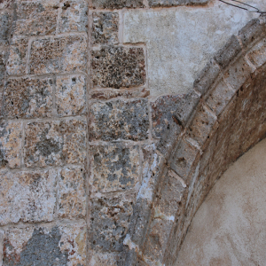 Arco - Chiesa rupestre di Santa Marina a Taviano (LE)