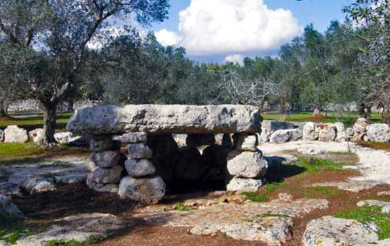 Dolmen e Menhir nel Salento - li Scusi